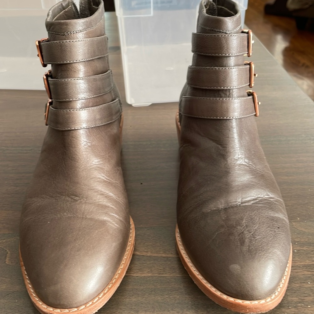 Leather booties w/ back zippers